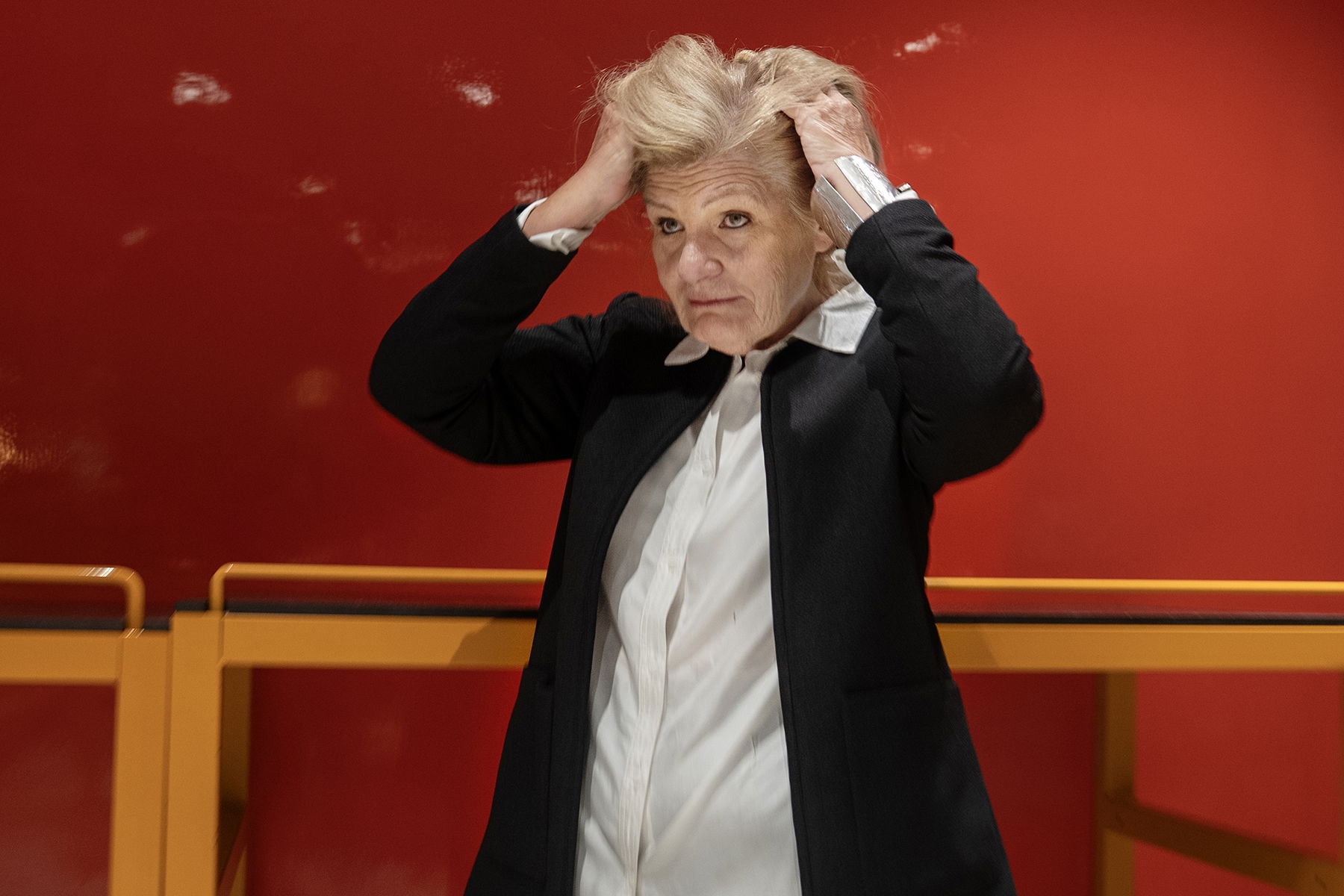 Flamman går på teater med rutinerade korrespondenten Cecilia Uddén över ett – och några till – glas vin. Foto: Lisa Mattisson.