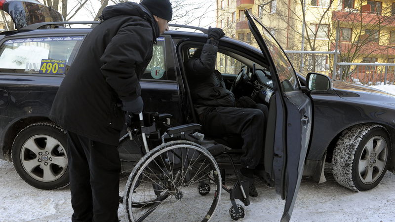 ”Det är viktigt att de följer en miniminivå som är acceptabel för marknaden, även om de inte har kollektivavtal, vilket vi inte kan kräva”, säger Klas Sandberg, upphandlingschef på Sigtuna kommun. Foto: Janerik Henriksson/TT.