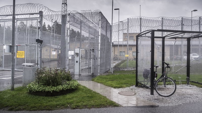 Sis-hemmet i Tysslinge, som är till för pojkar med med psykosocial problematik och kriminell bakgrund, har fått ett nytt skalskydd. Foto: Magnus Hjalmarson Neideman/SVD/TT.