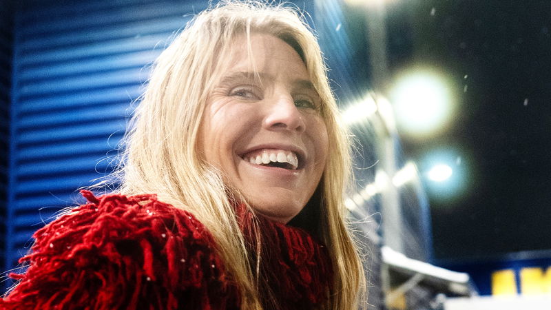 Amanda Romare är aktuell med en ny roman – denna gång om att vara i en relation snarare än att söka den. Foto: Lisa Mattisson.