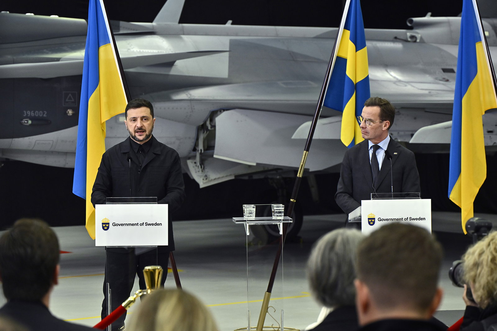 Militären behövs ett tag till, Greta Thunberg