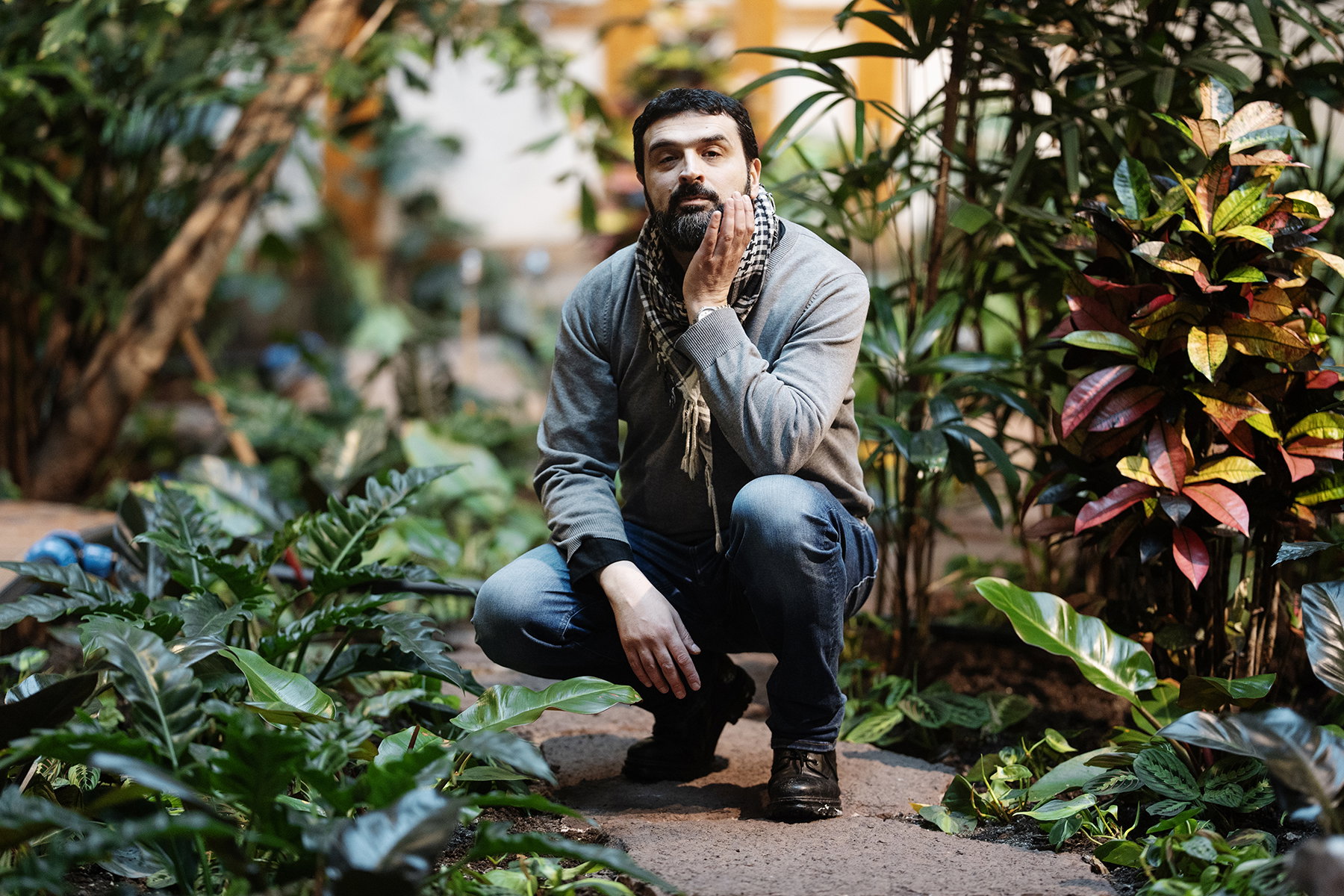 Avhopparen och Oslobon Ali Esbati är fortfarande en entusiastisk kommentator av svensk politik. Foto: Lisa Mattisson.