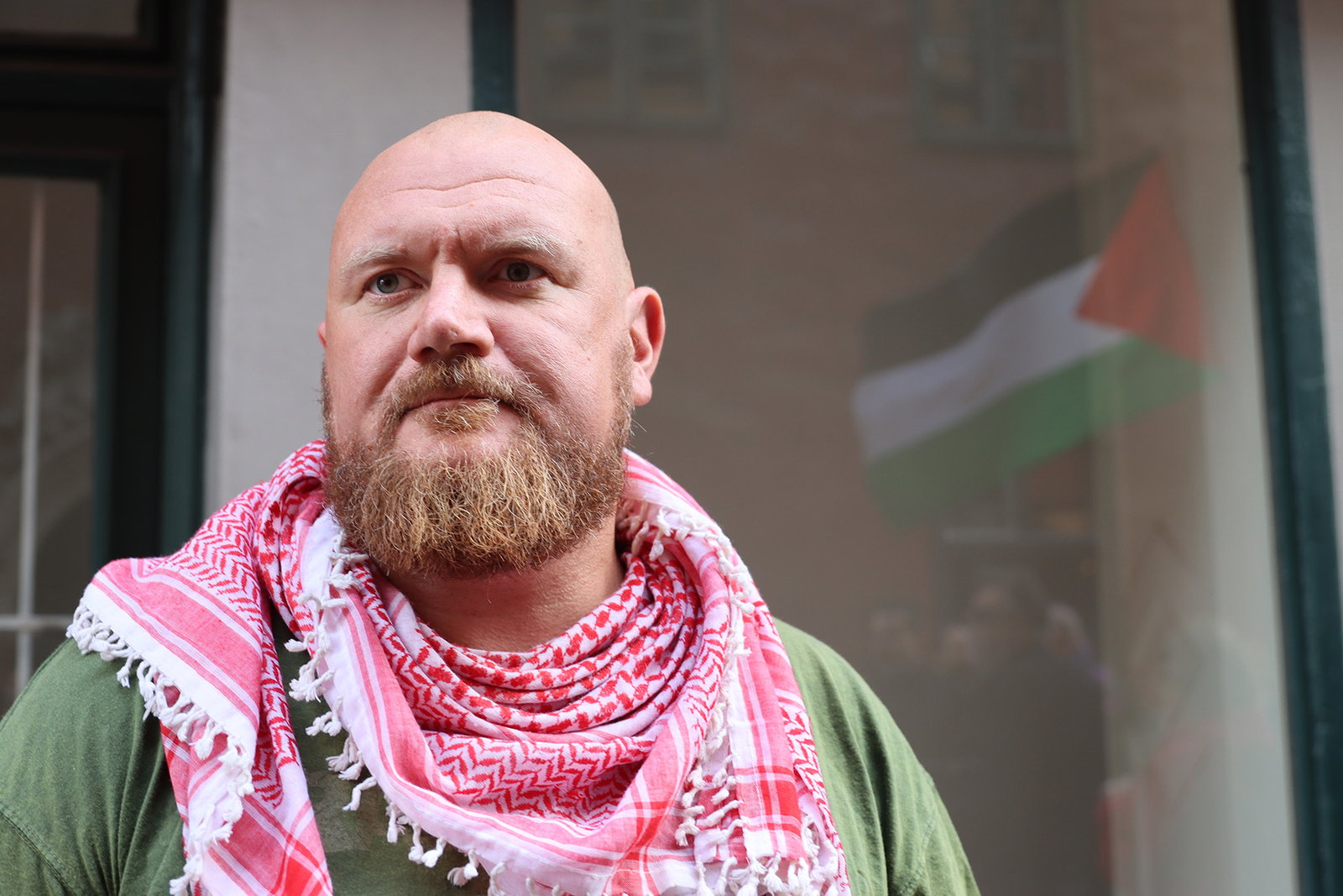 FN kritiserar sparkningen av Helgeson: ”Hämnd”