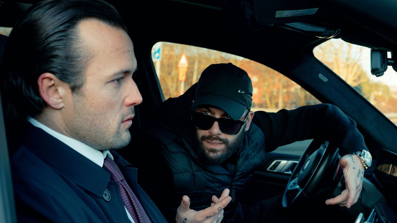 Brottslingen och hans advokat. Ann Heberlein hade önskat mer av en modern advokatserie. Foto: SVT.