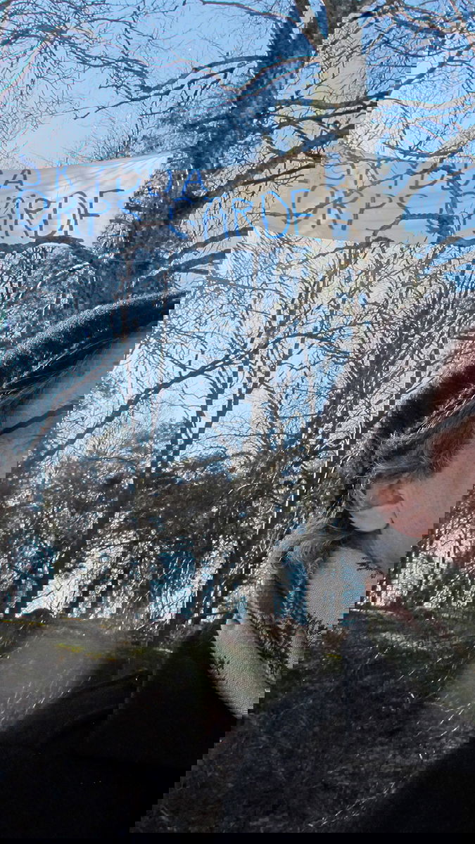 Jan Ohlin är en av dem som engagerat sig för att bevara Nytorps gärde. Foto: Jacob Lundberg.