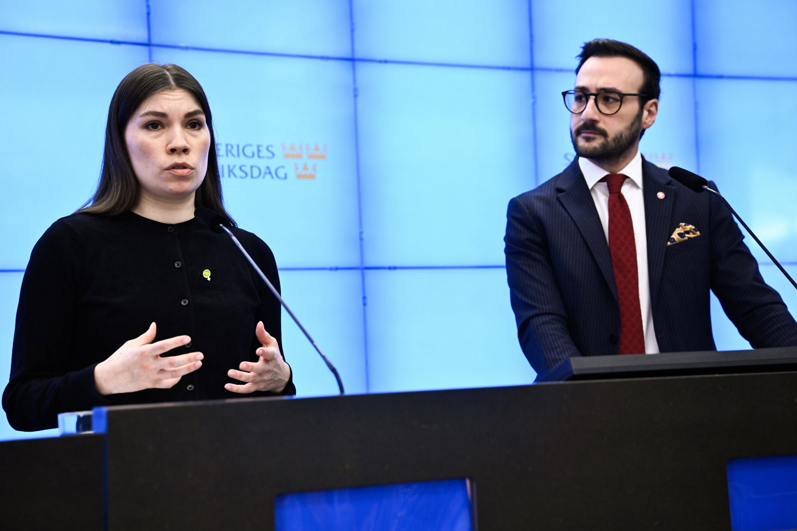 Regeringen pressas om tonårsutvisningar: ”Måste gå från ord till handling”