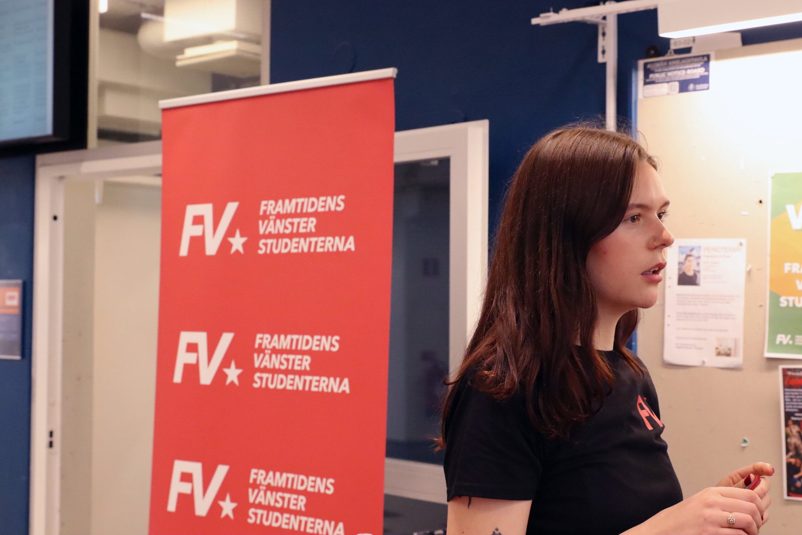 Vänsterutmanare går fram i Stockholms kårval – men rekordlågt deltagande