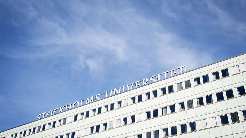 Stockholms universitet grundades 1878 – men det himmelsblå ”södra huset” byggdes inte förrän drygt 80 år senare. Foto: Helena Landstedt/TT.