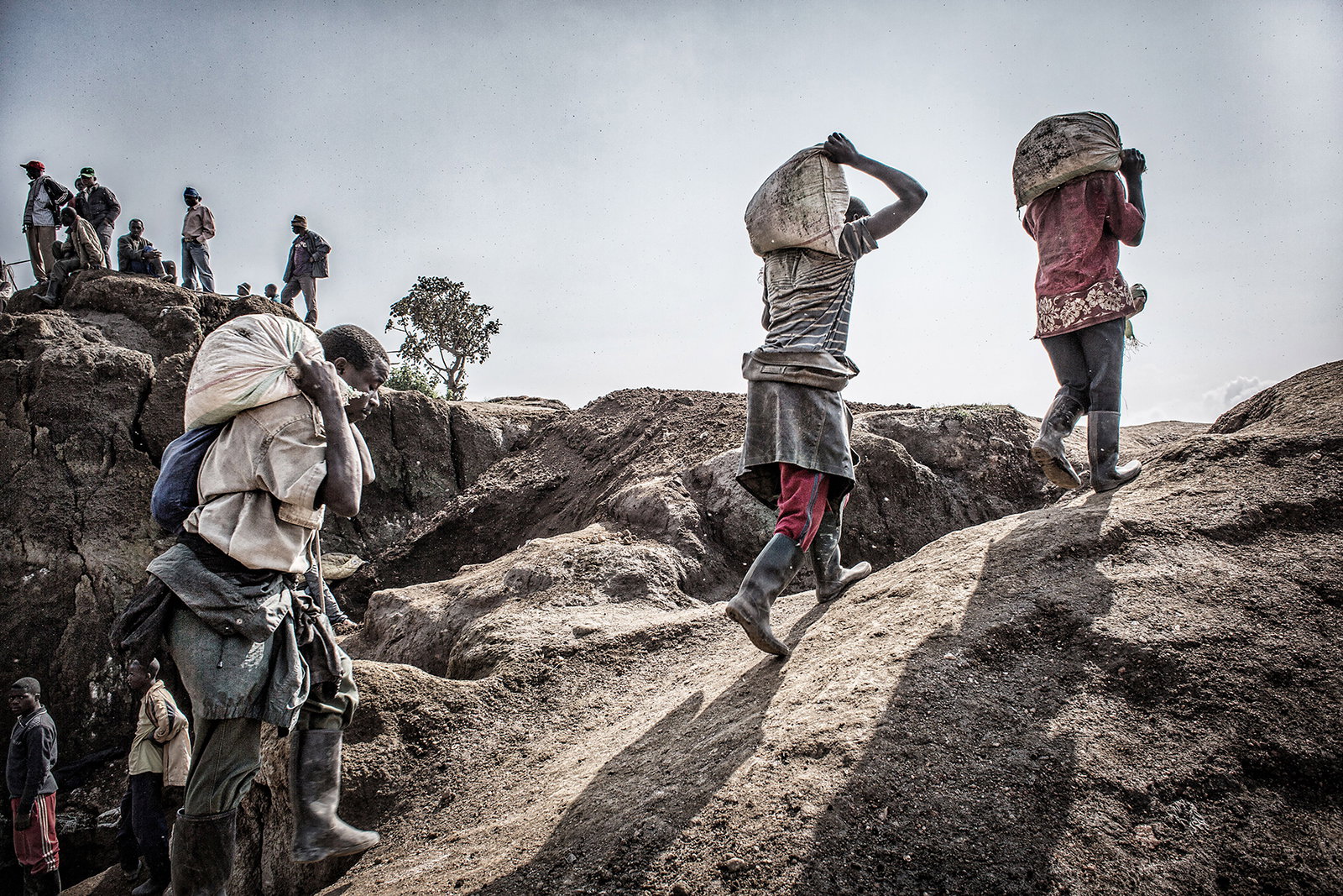 I skuggan av coltan: Att leva under ockupation i Kivu