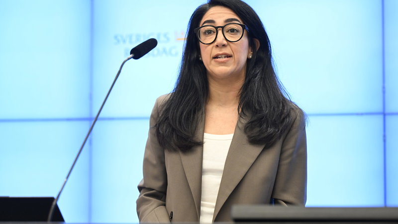 Lawen Redar (S) vill att språkkompetensen stärks bland offentligt anställda. Foto: Jessica Gow/TT