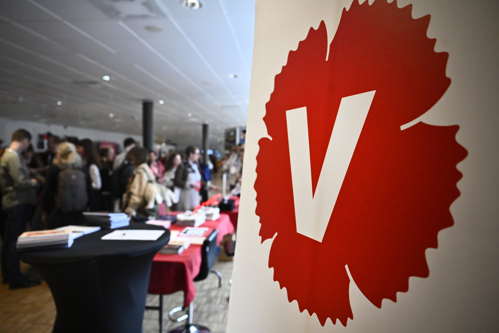 Intern V-kritik mot otillgänglig kongresshelg