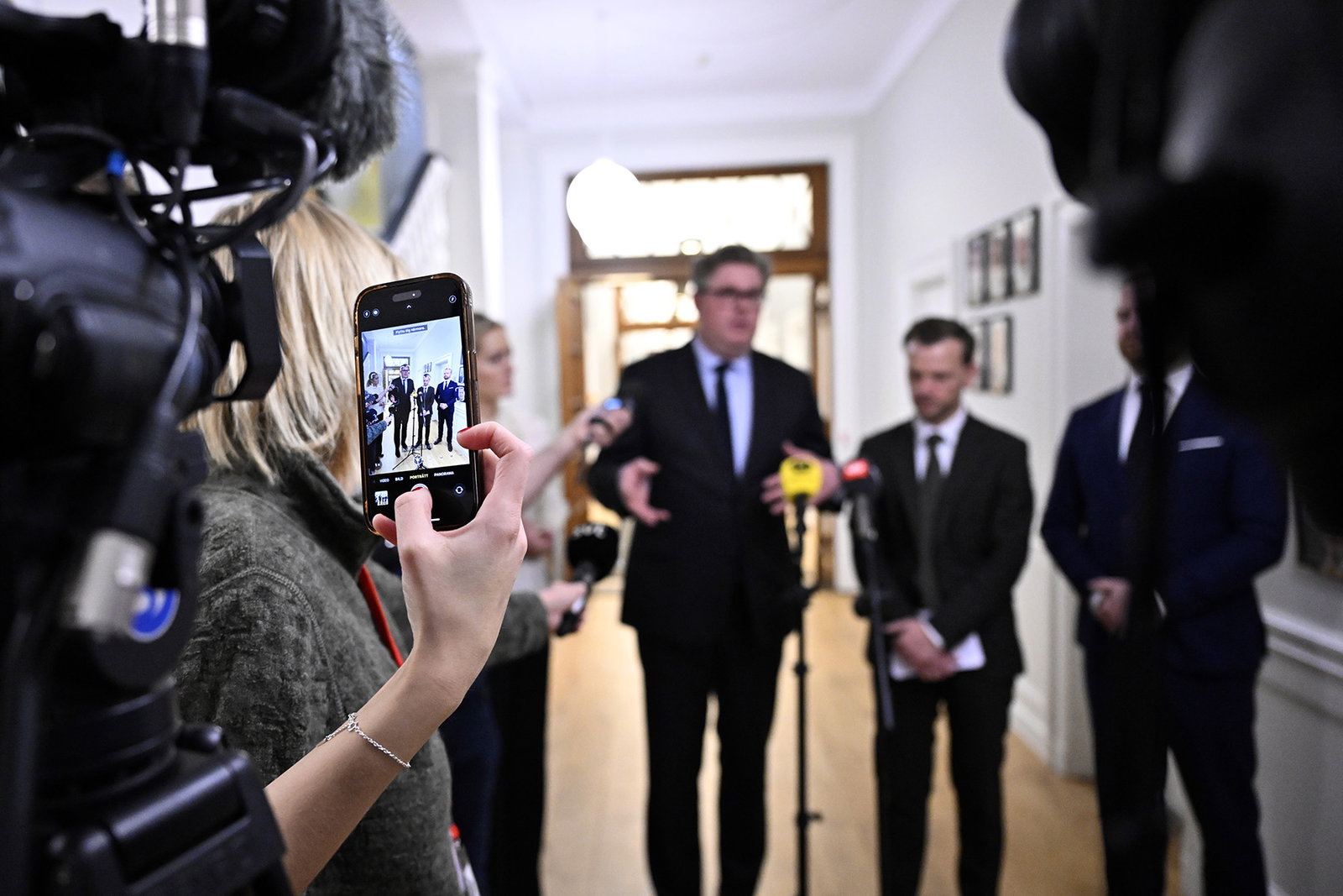 Så blev högern kamerakramare: ”Finns brett stöd”
