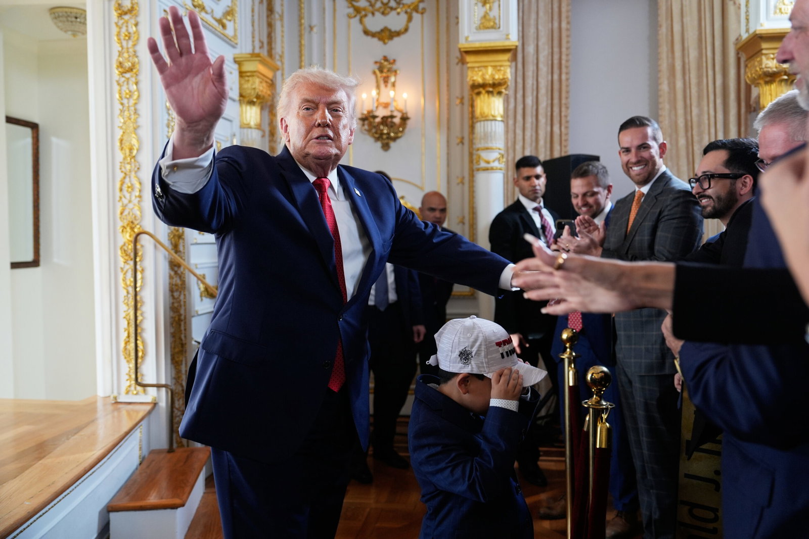 Varningen: Trump kan sponsra europeisk höger