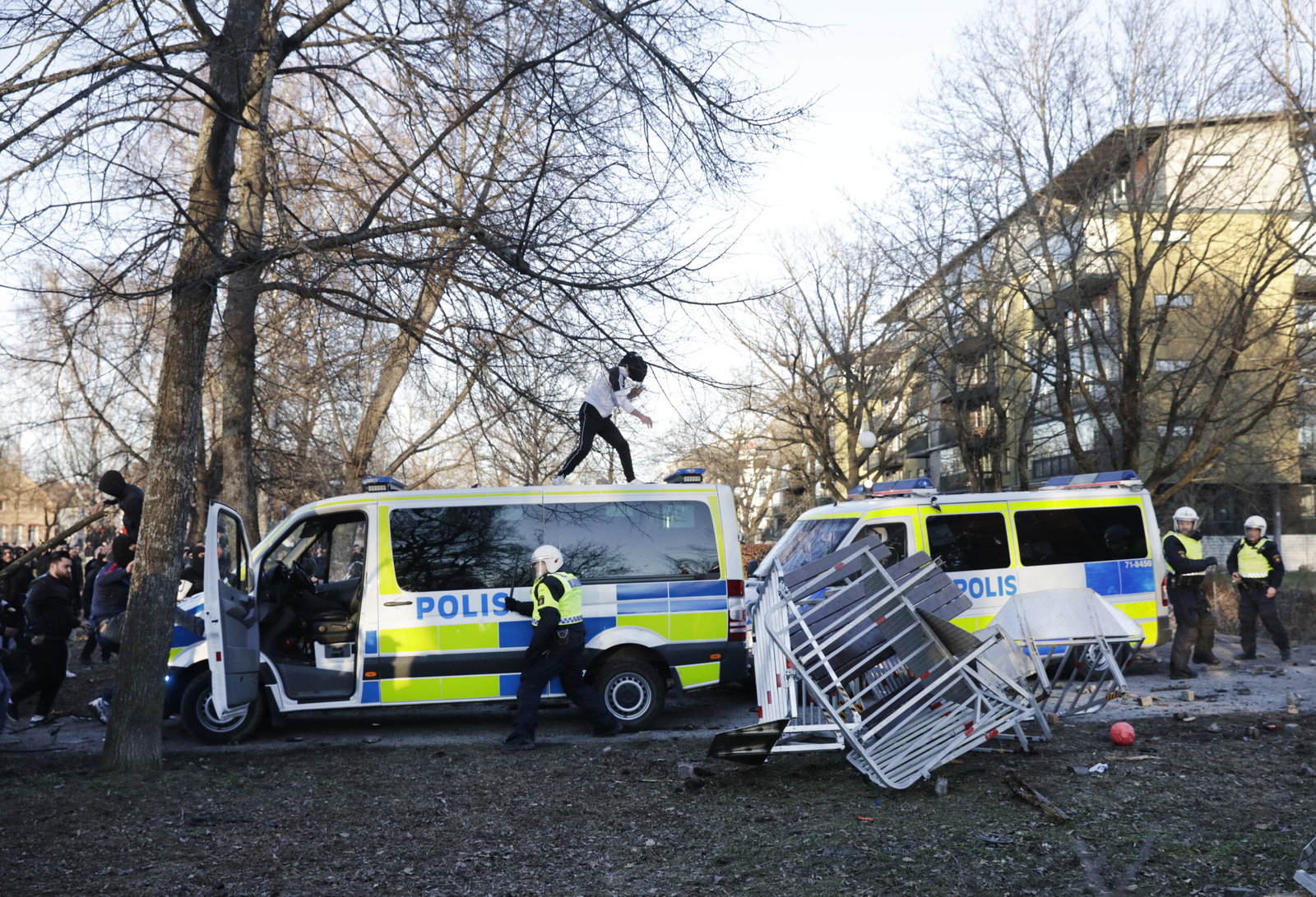 Blåljussabotage ska synas vid skolanställningar